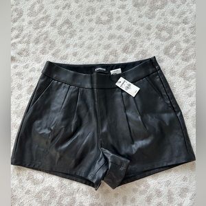 Express faux leather shorts, black, size 4, new with tags